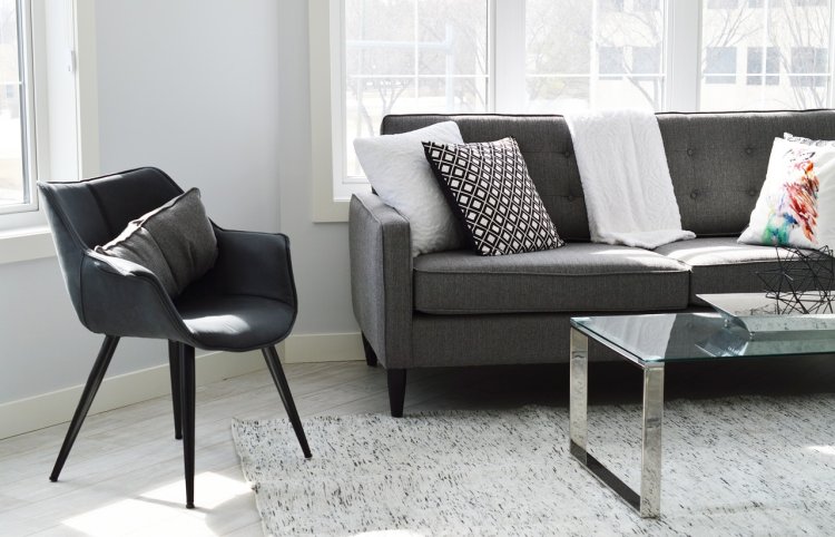 Second-Hand vs. New Furniture: What’s Worth Buying in Canada?